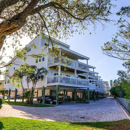 Intercoastal Beach Suite Клірвотер Екстер'єр фото